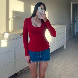 Scoop neck sweater